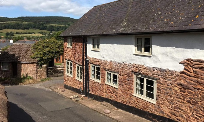 Minehead Cottage | Yew Tree Cottage, Timberscombe