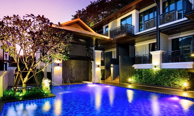 Phlabphla Hotel | Yotaka Bangkok Hotel