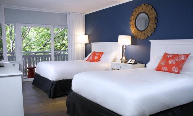 Marathon Resort | You Found it! Free Parking, Pets Allowed, Onsite Pool and Hot Tubs, Grill Area