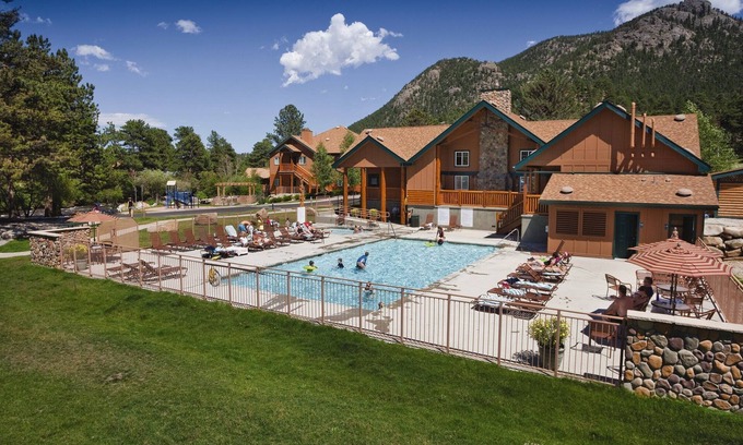 Estes Park Resort | You have to see it to believe it !