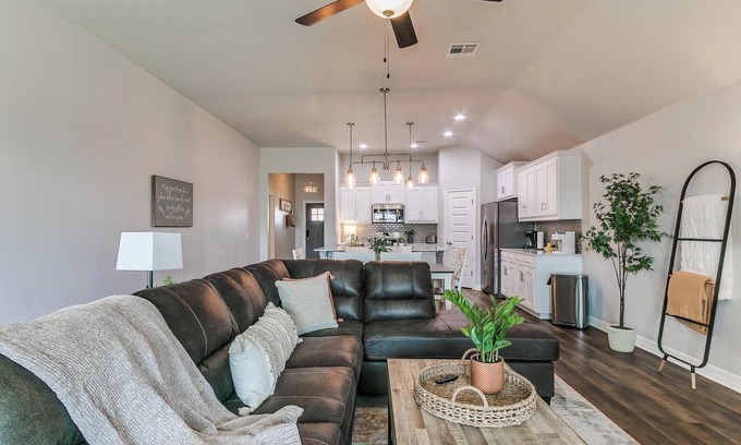 Yukon House | Your 4-Bed Palace Awaits