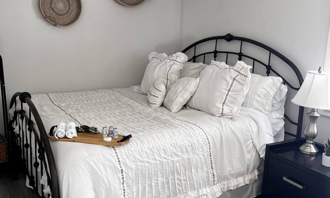 Bloomingdale Apartment | Your cozy nook