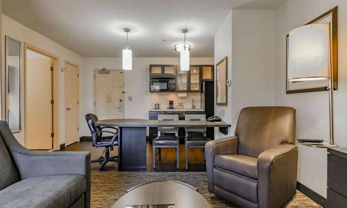 Brentwood House | Your Dream Stay in the Heart of Tennessee! 2 Relaxing Units, Full Kitchen!