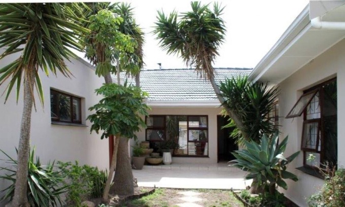 Strand House | Your Executive and Exclusive Home away from Home