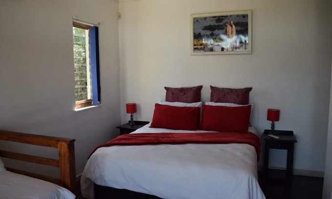 Oudtshoorn House | Your home away from home in the Ostrich capital of South Africa