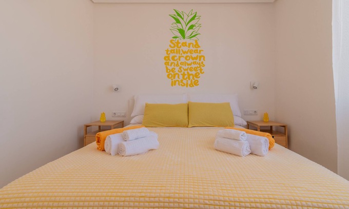 Corralejo Villa | Your oasis of peace in Corralejo, views of the ocean and volcanoes. Top pool!