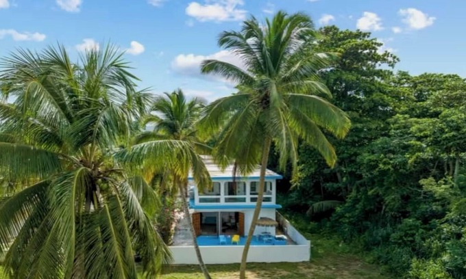 Playa Villa | YOUR OWN BEACH. Private oceanfront paradise villa