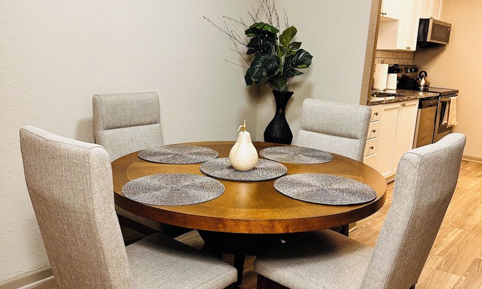 Smyrna Apartment | Your Place at the Battery, walking distance to the Battery/Roxy