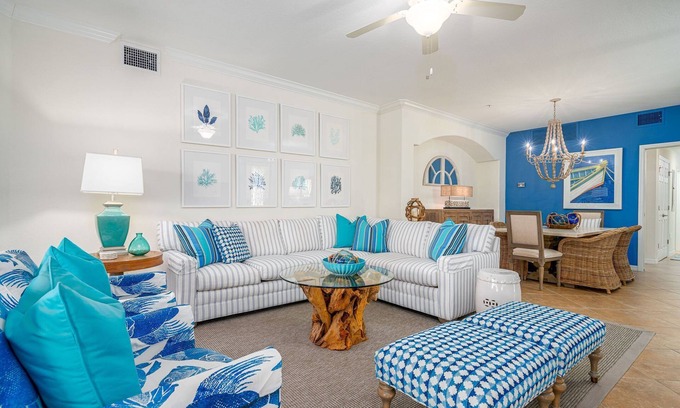 Naples House | Your Sunshine Getaway: Spacious Coach Home in a SW Florida Resort Oasis
