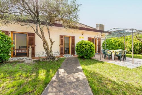 Piazza Apartment | Yunger House with Garden and Balcony x5