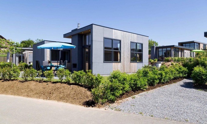 Strucht Ski Chalet | ✓ Z Module at Residence Valkenburg ✓ Holiday home for 6 persons ✓ Located in Valkenburg (Schin op Geul) ✓ Holiday resort in South Limburg, near Maastricht ✓ Book directly at the resort