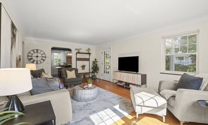 Mount Lookout Apartment | Zan Court Unit 1 · Mt Lookout Hideaway