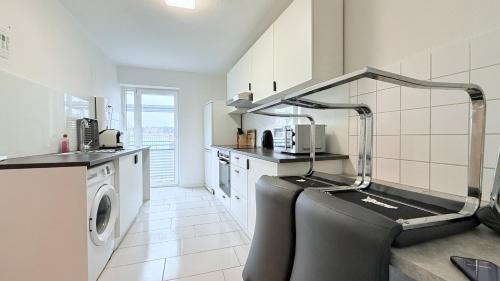 Neumuenster Apartment | Zentrale Apartments in Neumünster direkt an der Stadthalle mit Küche & WLAN