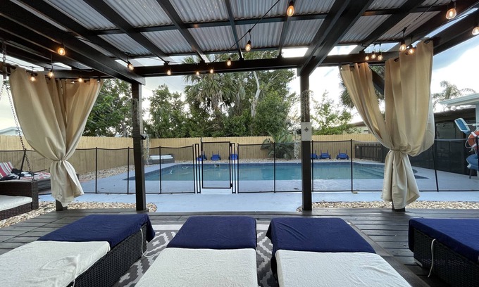 South Patrick Shores House | Zenzone~spa~by the beach~heated pool~hot tub-spacious & updated inside
