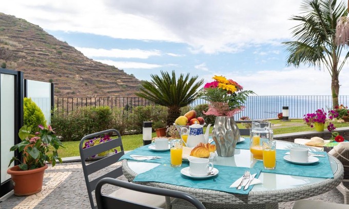 Calheta House | Zeza´s Garden