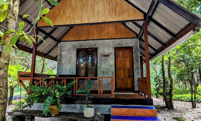 Ranong Resort | Ziggy Stardust