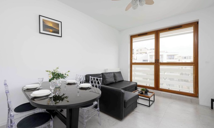 Zoliborz Apartment | Zoliborz Stylish Apartment with Parking by Noclegi Renters