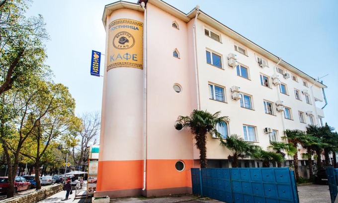 Lazarevskoye Hotel | Zolotoe Runo