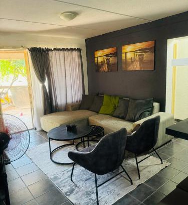 Nelspruit Apartment | ZuRis Nest