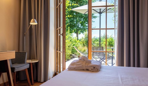 Exclusive Room