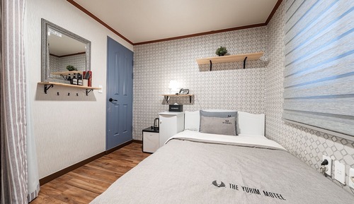 Room (1 bed)