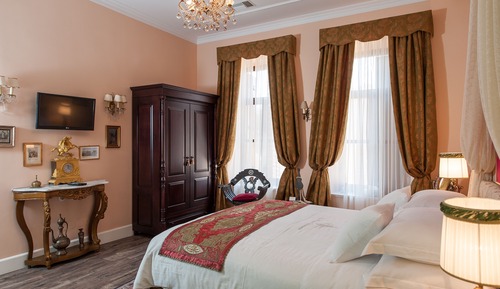 Suite (Constantinople)