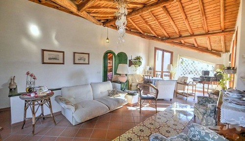 Villa, Accessible