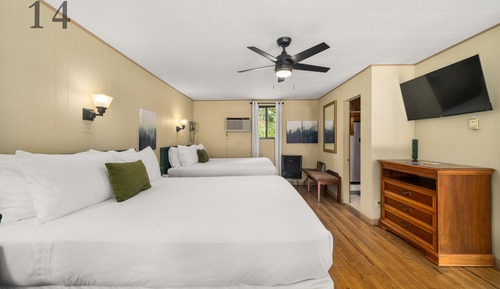 Deluxe Room, 2 Queen Beds