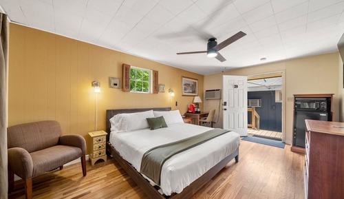 Comfort Room, 1 King Bed