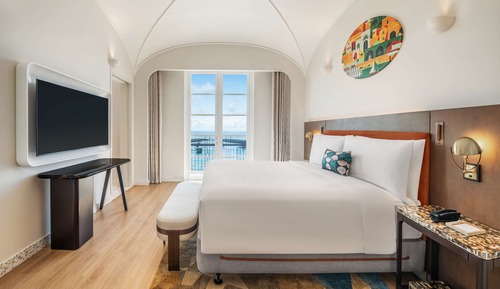 Suite, 1 King Bed, Ocean View