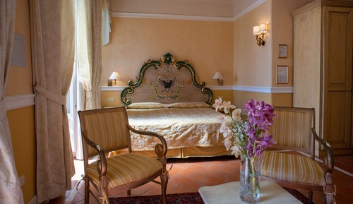 Junior Studio Suite