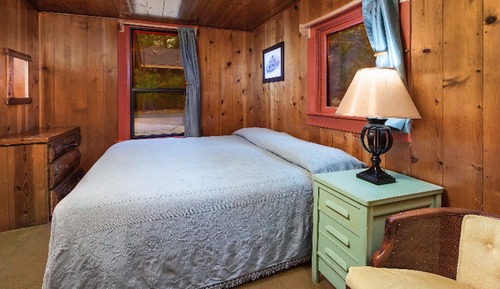 Rustic 3 Bedroom
