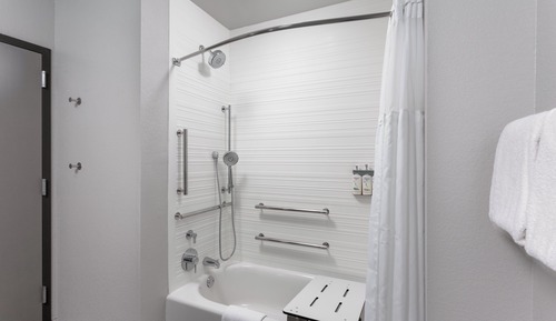 Standard Room, 2 Queen Beds, Accessible (Communications)