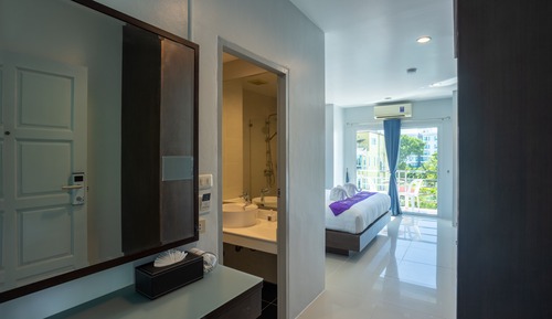 City Room, 1 King Bed, Non Smoking, City View