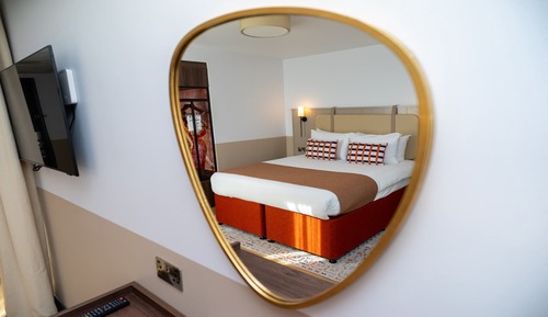 Standard Room, 1 King Bed