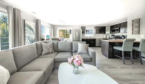 Deluxe Apartment