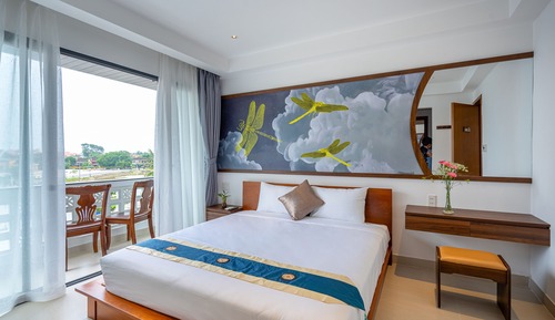 Deluxe Double Room, 1 Queen Bed, City View
