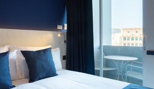 Premier Room, 1 King Bed