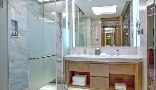 Exclusive Room, 1 King Bed, Lake View