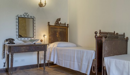 Classic Quadruple Room