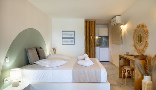 Double Room, 1 Double Bed with Sofa bed, Partial Sea View, Ground Floor (03)