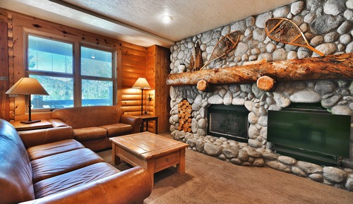 Condo, 2 Bedrooms