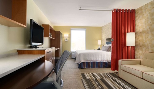 Studio, 1 Queen Bed, Accessible, Bathtub