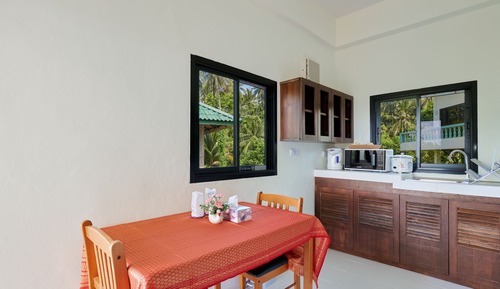 Superior Suite, 2 Bedrooms, Partial Sea View