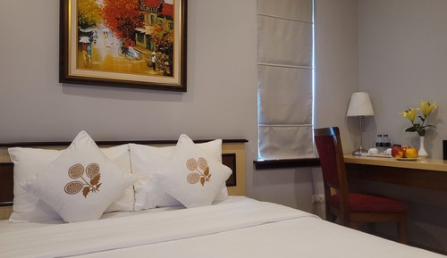 Superior Room, 1 Queen Bed, Non Smoking, No Windows