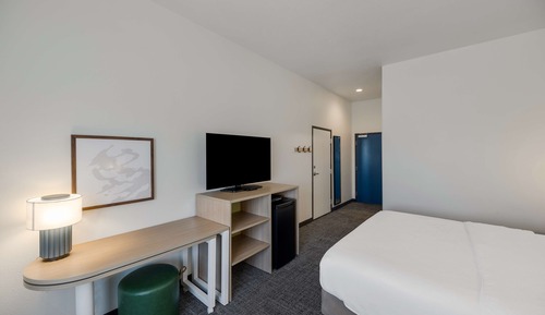 Room, 1 King Bed, Non Smoking