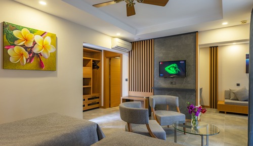 Superior Garden Room