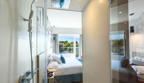 Deluxe Single Room (+16)