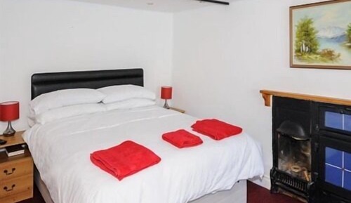 Double Room, Ensuite (Windsor Suite)