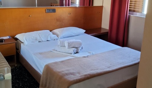 Basic Double Room